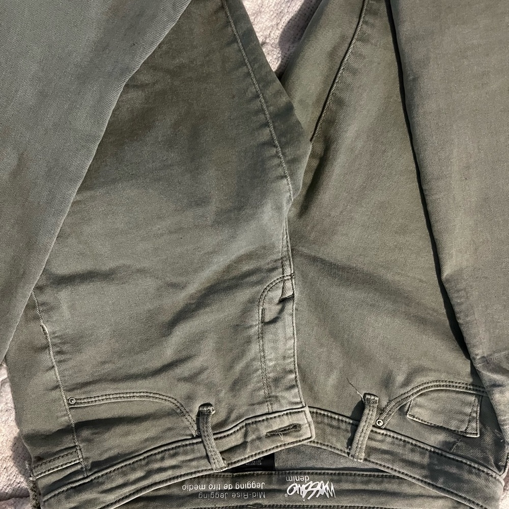 Mossimo Jeans - Picture 2 of 3